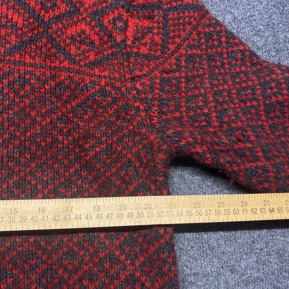 GAP Lambswool  Red Fair Isle Sweater Small Crewneck Winter Knit Men's Sz XL - Picture 6 of 8